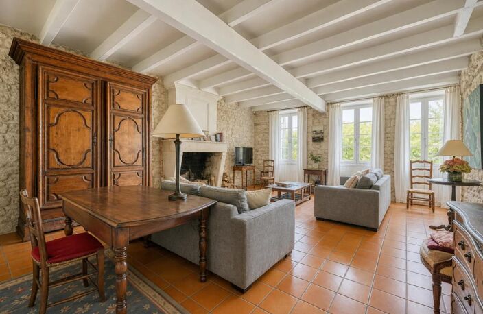 Maison de 8 pièces de 270 m² à Sainte-Gemme — photo 5