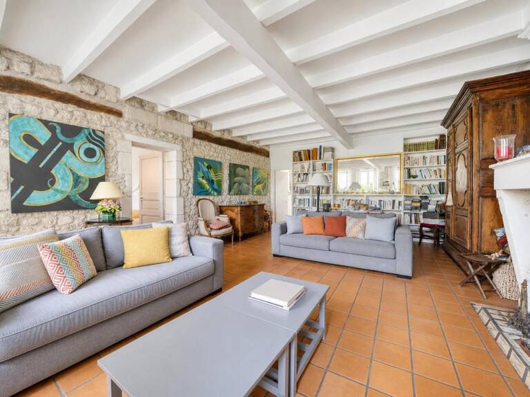 Maison de 8 pièces de 270 m² à Sainte-Gemme — photo 1