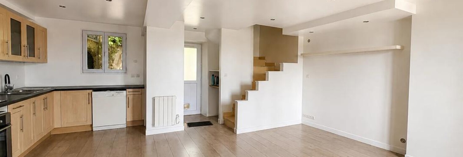 Maison 5 Pièces 82 m² à vendre à Rolleboise (78270)