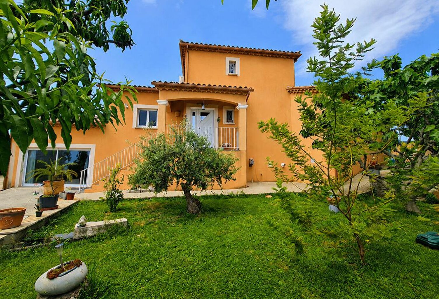 Alès - Maison  5 chambres avec Piscine sur 850 m2 de terrain — photo 1