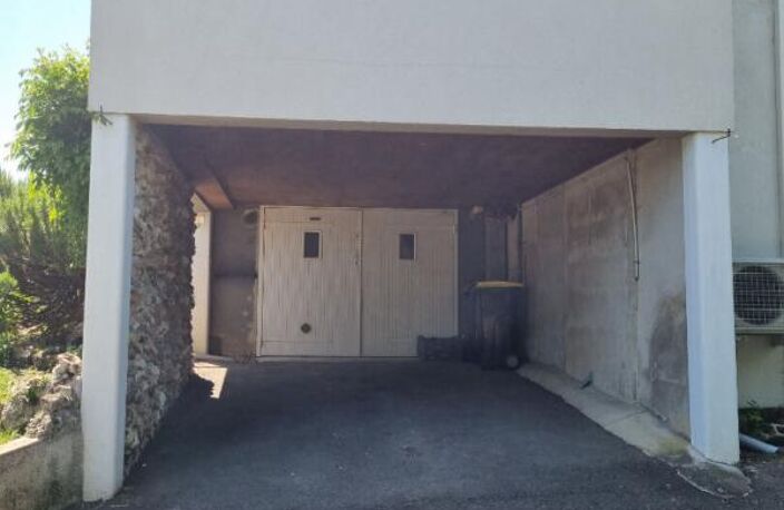MAISON FAMILIALE A MAZANGE — photo 5