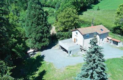 Maison en pleine nature sur un terrain arboré de 3551 m² — photo du bien