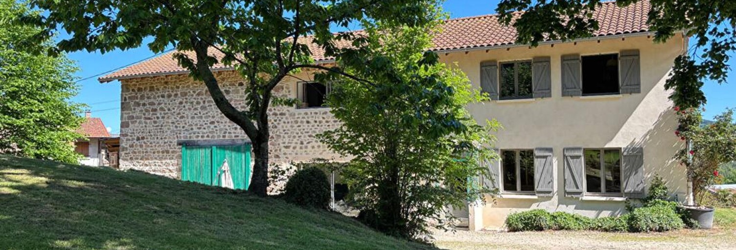 Maison 5 Pièces 156 m² à vendre à Saint-Bonnet-des-Bruyères (69790)