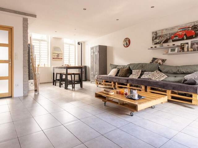 PROCHE MARCHIENNES - FERMETTE RÉNOVÉE 144 M² - 3 CHAMBRES - GRANGE 100 M² - JARDIN CLOS — photo du bien