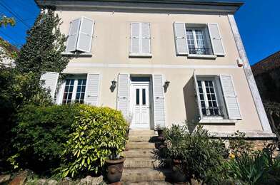 Maison 8 pièces 499200 €
