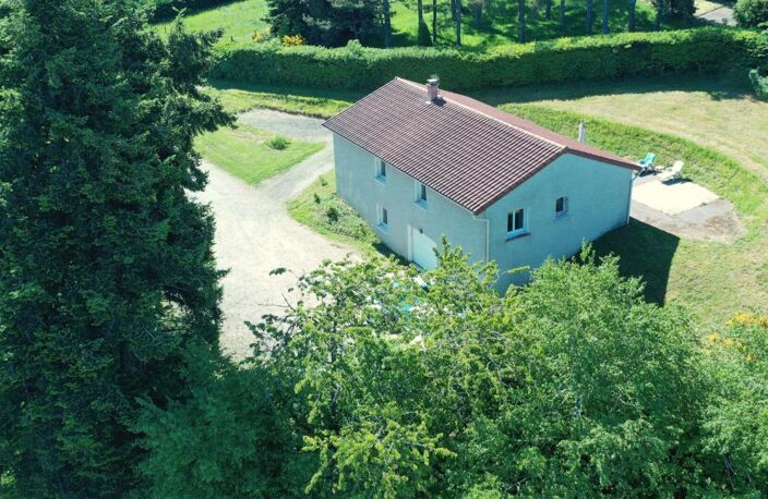 Villa de plain-pied sur 2200 m²  de terrain clos — photo 2