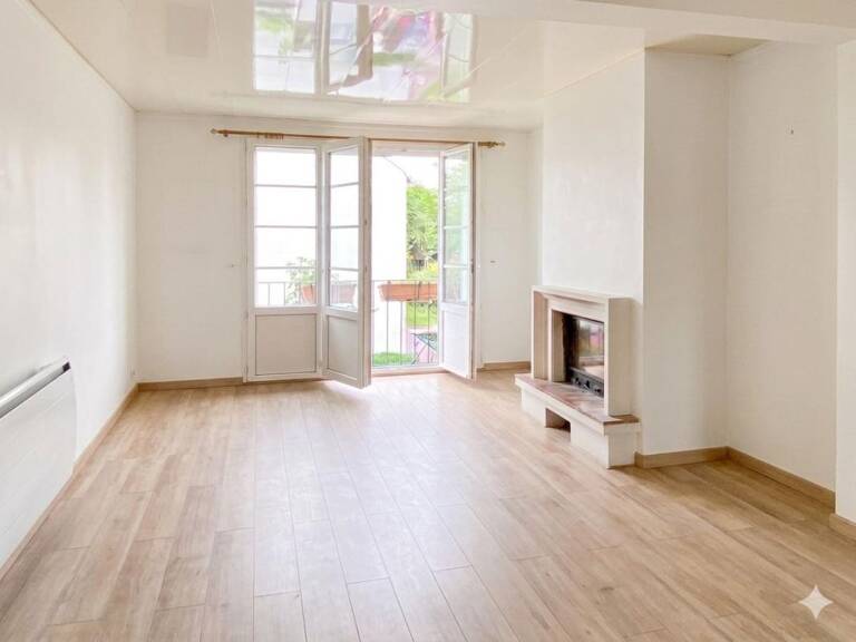 Appartement À Vendre - 3 pièces 57m² — photo 1
