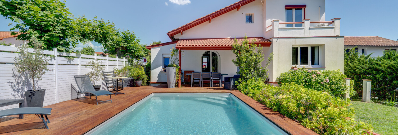 Maison 6 Pièces 135 m² à vendre à Urrugne (64122)