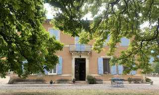 Maison 24 Pièces 800 m² à vendre à Apt (84400)