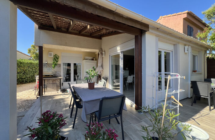 MAISON DANS RESIDENCE AVEC PISCINE — photo 2