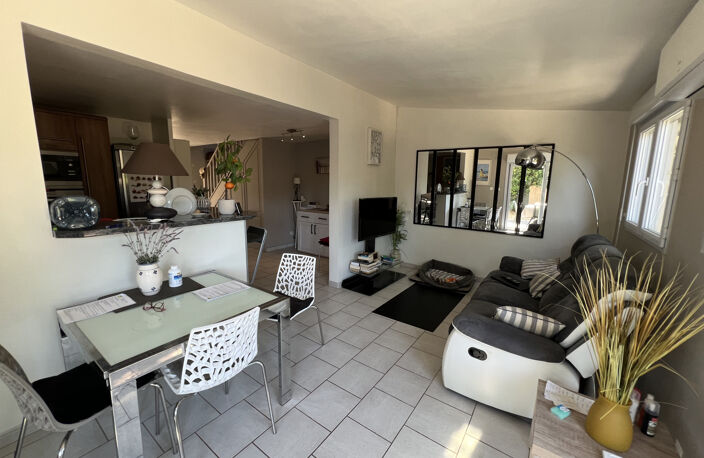 MAISON DANS RESIDENCE AVEC PISCINE — photo 3