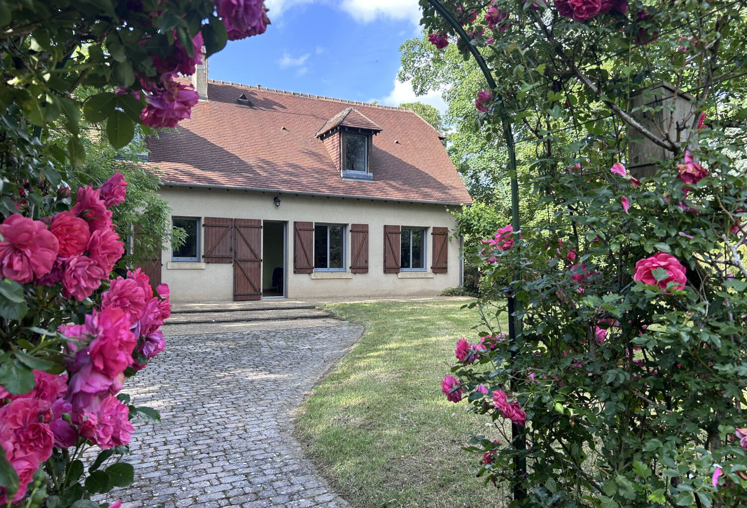 Maison 6 pièces avec jardin et hangar à Rivarennes — photo 1