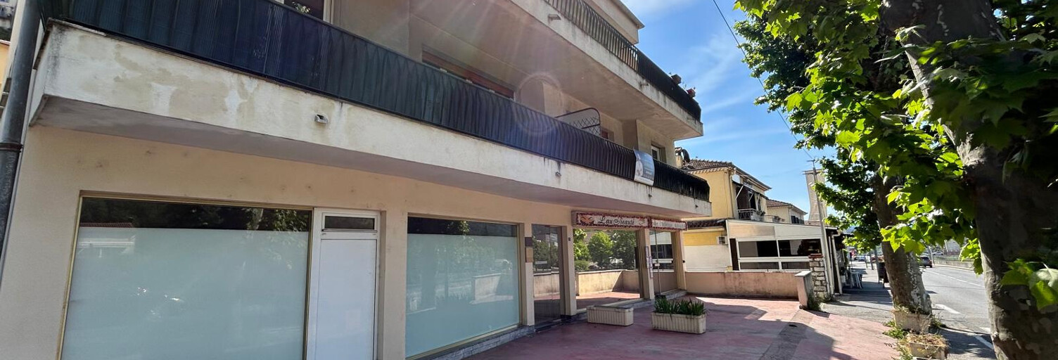 Commerce  30 m² à vendre à Contes (06390)