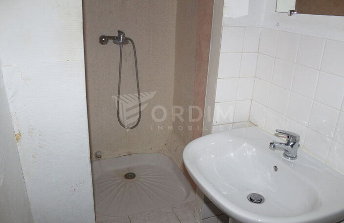VILLENEUVE SUR YONNE APPARTEMENT F2 en duplex — photo 4