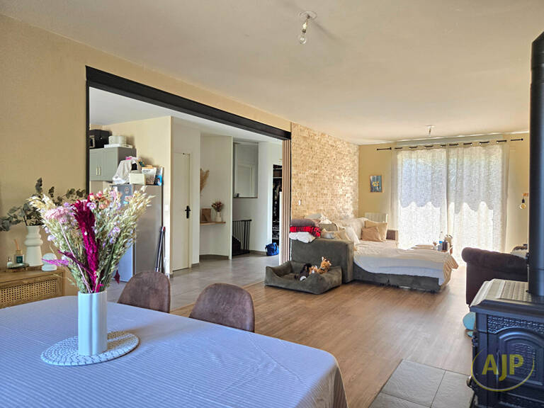 SAINT-JEAN-BREVELAY : Maison T5 dans le bourg, entièrement rénovée  - 20 min de Vannes ? DPE C ? Uniquement chez AJP ! — photo 1