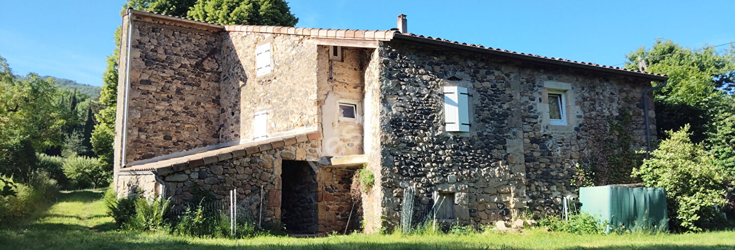 Maison 7 Pièces 130 m² à vendre à Saint-Vincent-de-Durfort (07360)