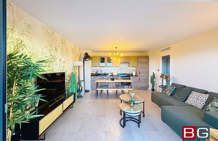À VENDRE – Appartement 3 Pièces en Rez-de-Jardin avec Terrasse, — photo 2