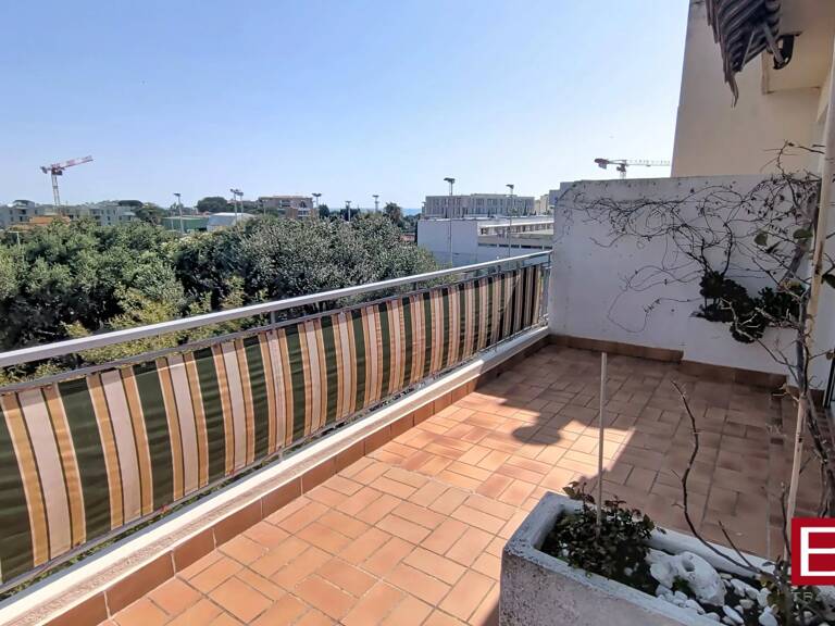 APPARTEMENT 3 PIECES DERNIER ETAGE — photo 1