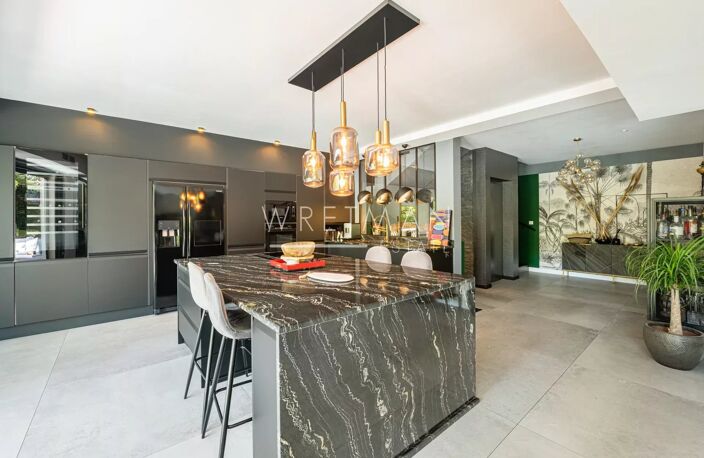 Maison De Ville Neuve Avec Piscine Et Vast Garage - Cannes — photo 4