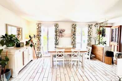 Maison 6 pièces 353600 €