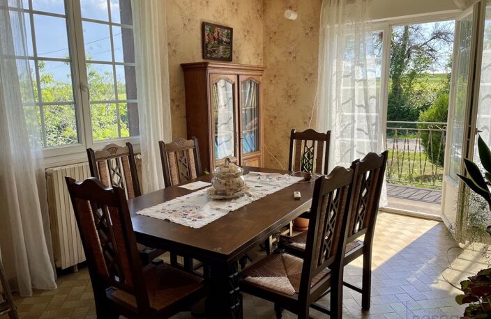 Maison et terrain — photo 3