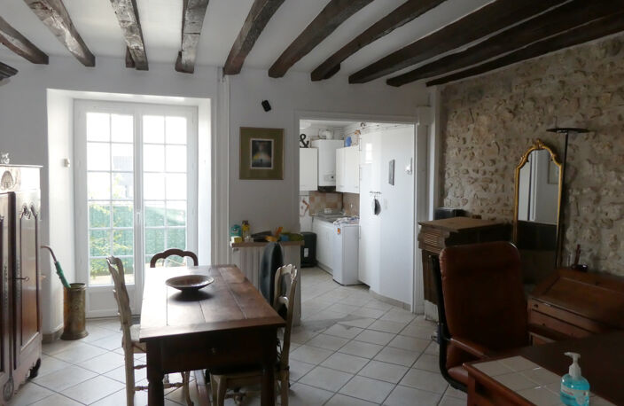 SOUS COMPROMIS. MAISON DE VILLE A FONTAINEBLEAU — photo 3