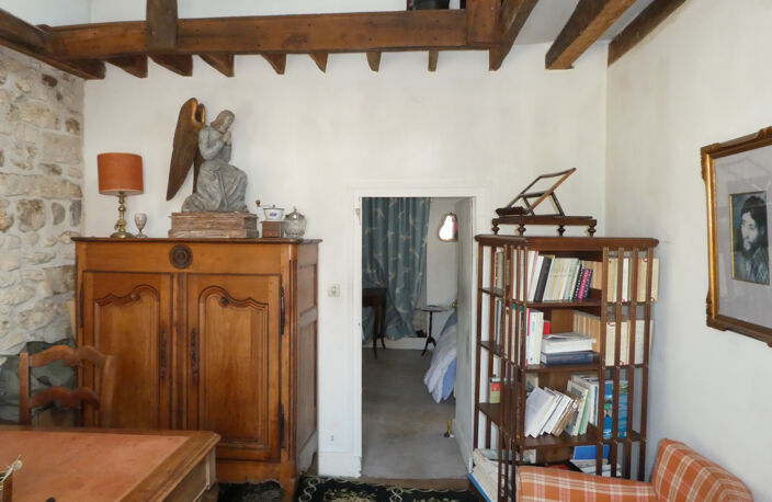SOUS COMPROMIS. MAISON DE VILLE A FONTAINEBLEAU — photo 4