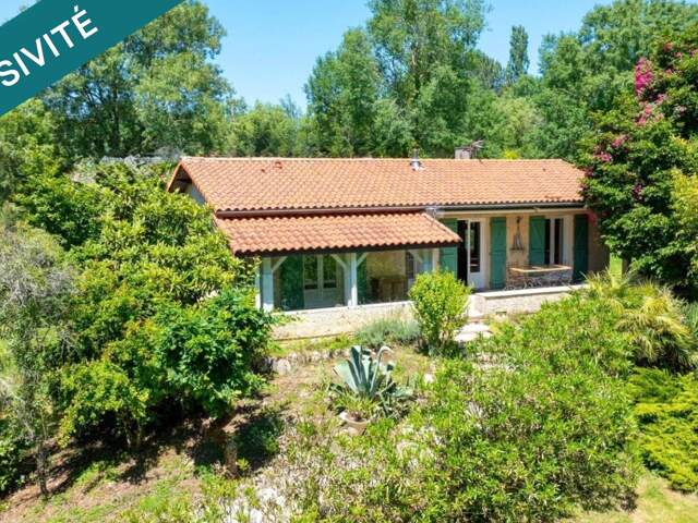 Villa rénovée avec Sous-sol et Grand terrain — photo du bien
