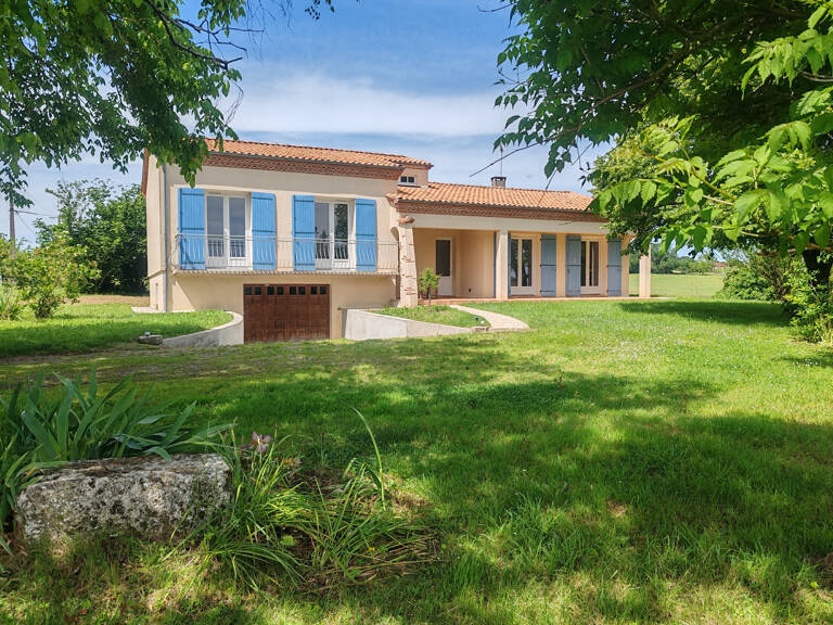 A louer maison individuelle à St Avit — photo 1