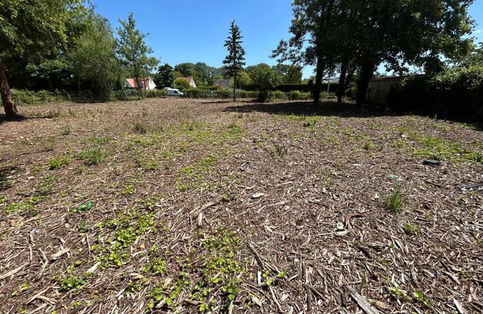 Terrain de 3 041m² constructible — photo 2