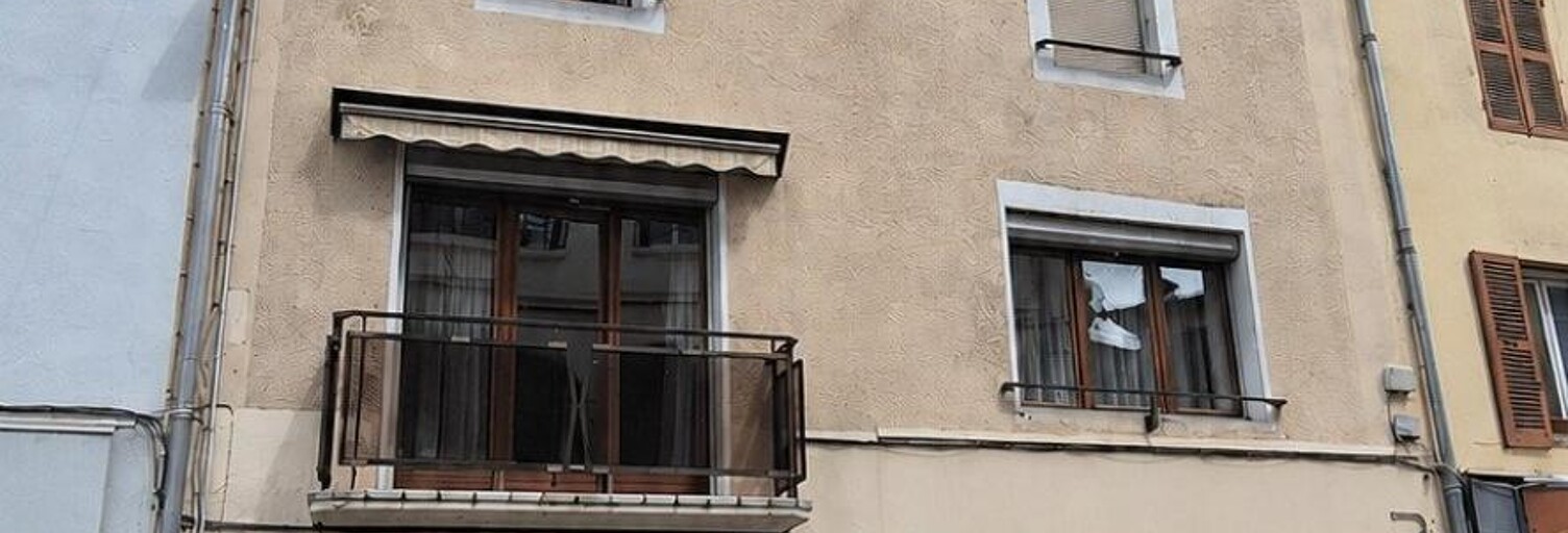 Immeuble  160 m² à vendre à Oyonnax (01100)