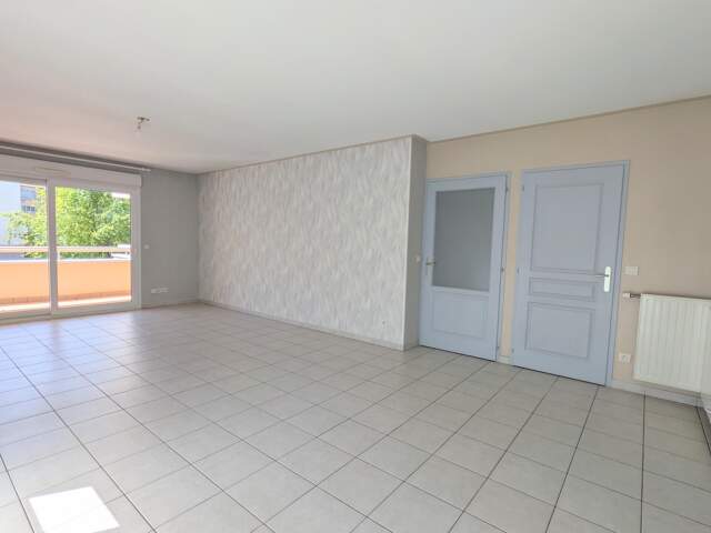 CHALLES LES EAUX - T3 69m² - cave + garage - 265 000 € — photo du bien