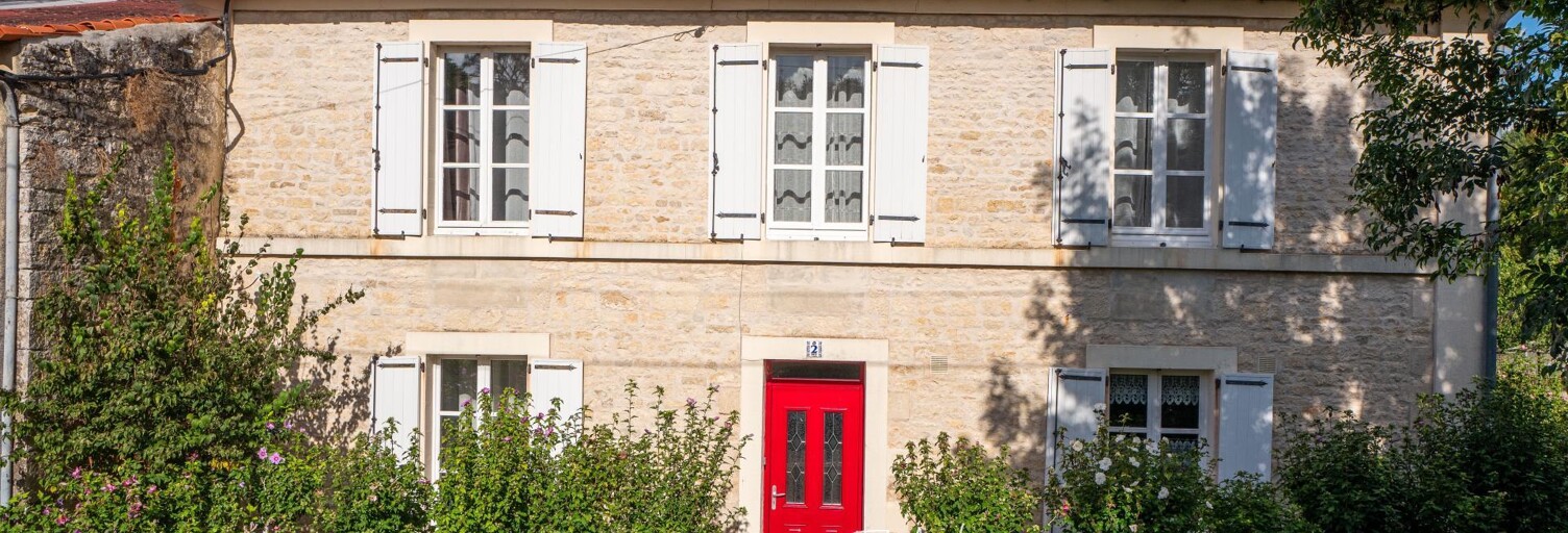 Maison 7 Pièces 205 m² à vendre à Niort (79000)