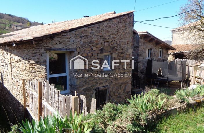 Authentique maison ardéchoise en pierre avec dépendances, au calme dans un petit hameau — photo 3