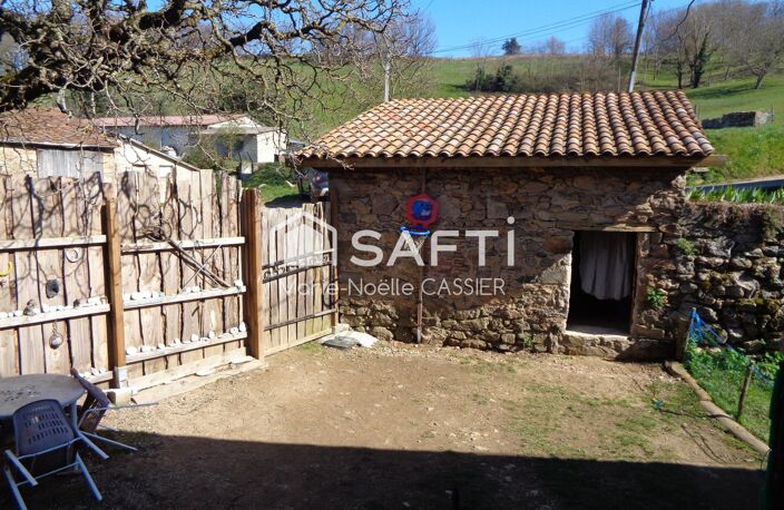 Authentique maison ardéchoise en pierre avec dépendances, au calme dans un petit hameau — photo 5