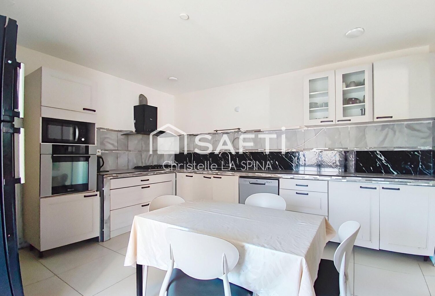 maison principale et 4 appartements  Fort potentiel locatif — photo 1