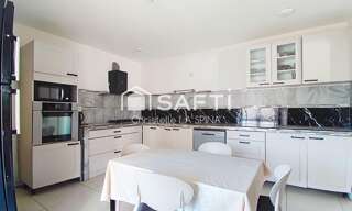 Maison 12 Pièces 275 m² à vendre à Arles (13200)