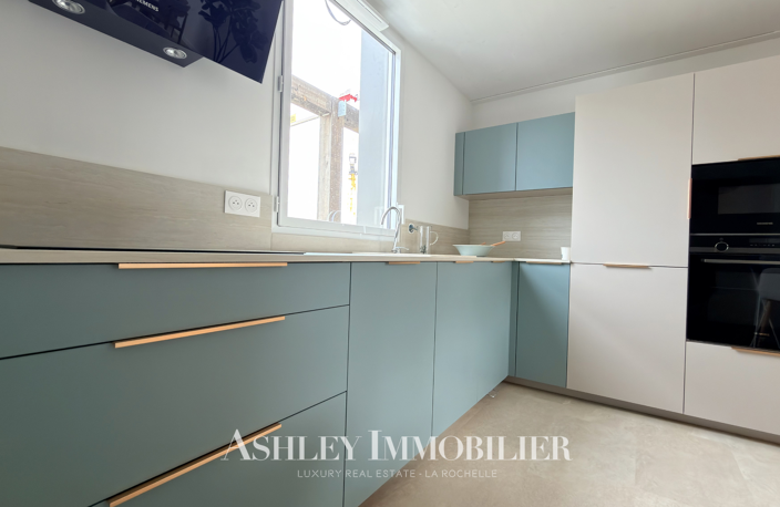 A VENDRE APPARTEMENT  TYPE 4 LA ROCHELLE- VUE SUR LE CANAL — photo 4