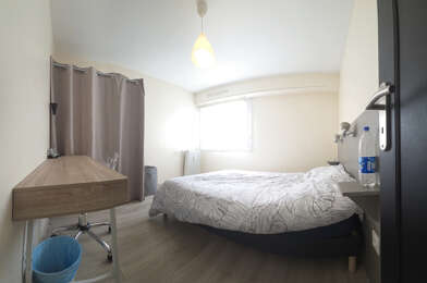 Appartement 4 pièces 345 €