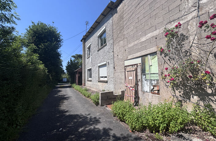 Entrepôt avec appartements - 300 m2 - REQUISTA — photo 2
