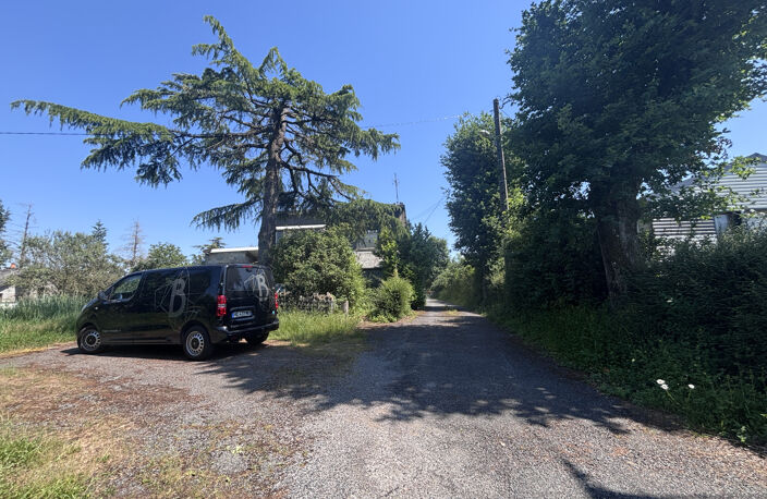 Entrepôt avec appartements - 300 m2 - REQUISTA — photo 4