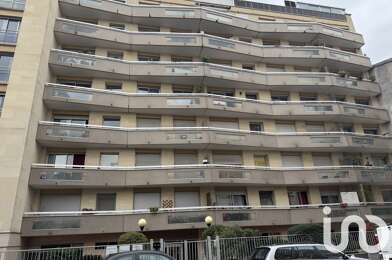 Garage  27000 €