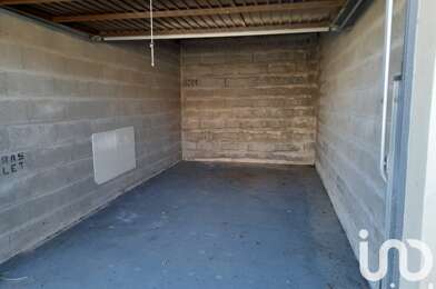 Garage  45000 €