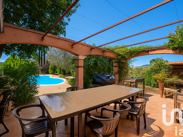 Vente Maison/villa 7 pièces — photo 1