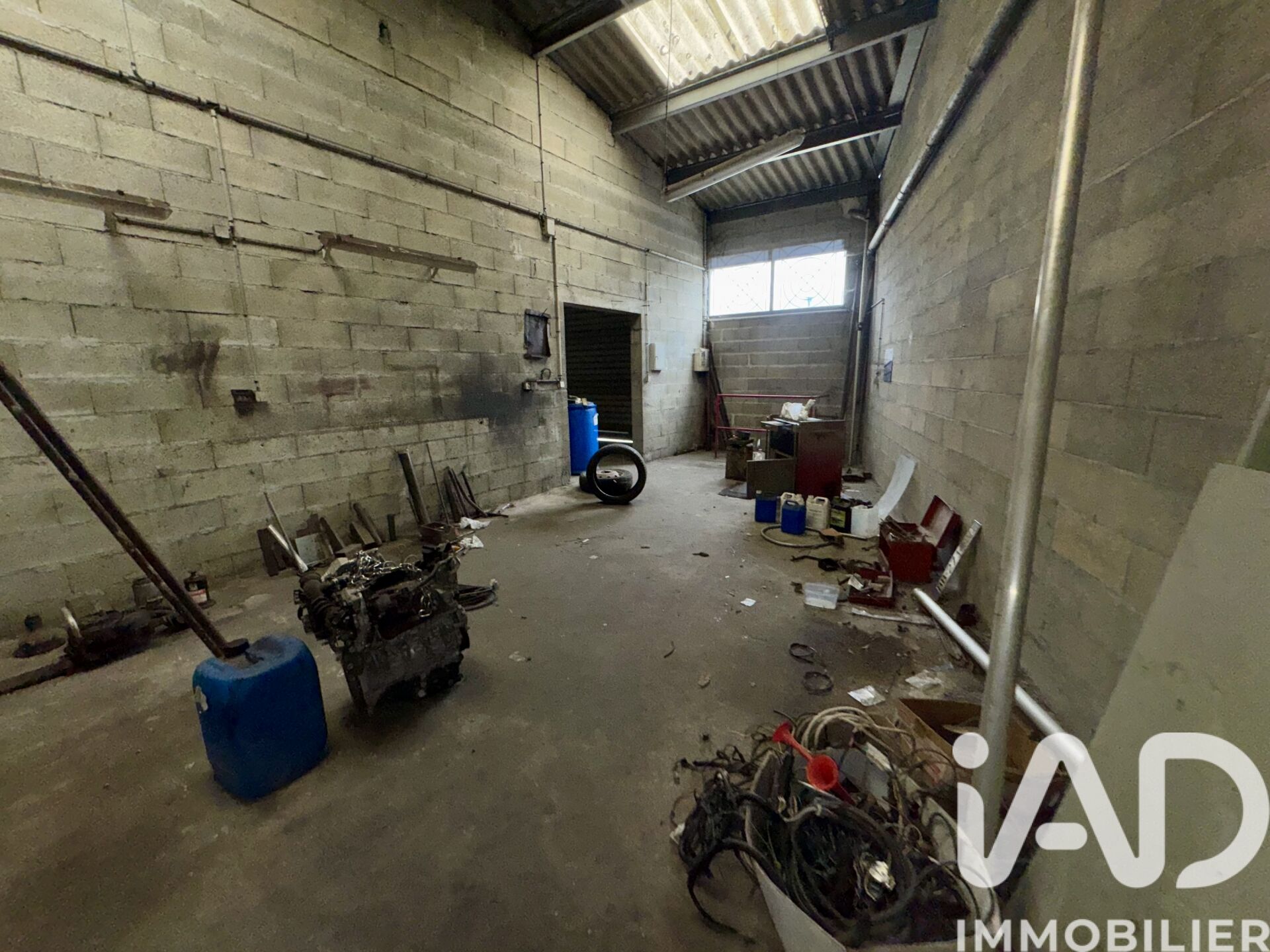 Vente Garage 233 m² - Photo 5