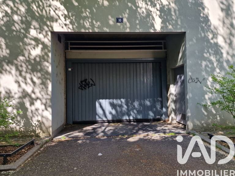 Vente Garage 14 m&sup2; — photo 1