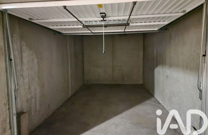 Vente Garage 14 m&sup2; — photo 2