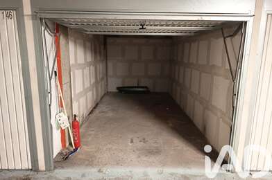 Garage  25000 €