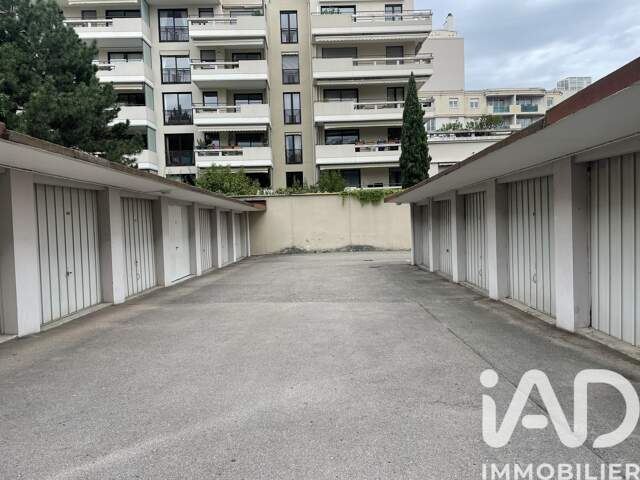 Vente Garage 14 m&sup2; — photo du bien