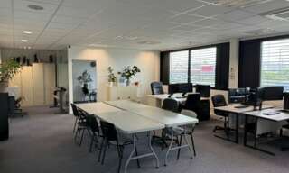 Bureau  150 m² à louer à Vaulx-en-Velin (69120)